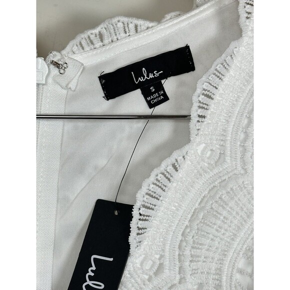 Lulu's Angel in Disguise White Lace Fit Flare Dress Short Sleeve Women’s Small - Picture 6 of 10
